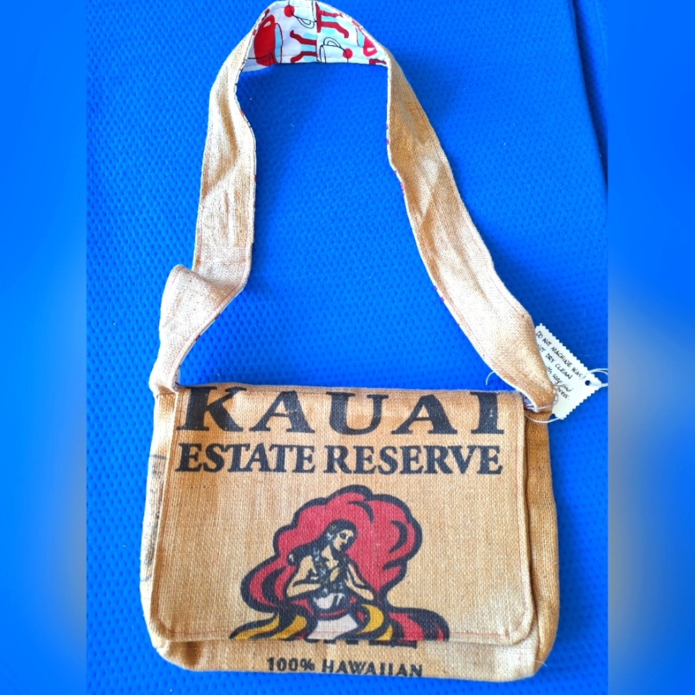 Recycled Hawaiian burlap coffee sack.